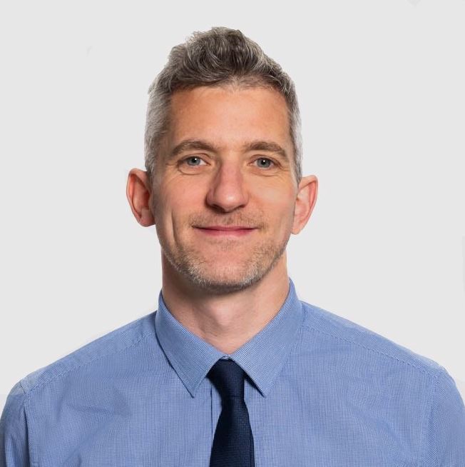 Headshot of Graham Dent
