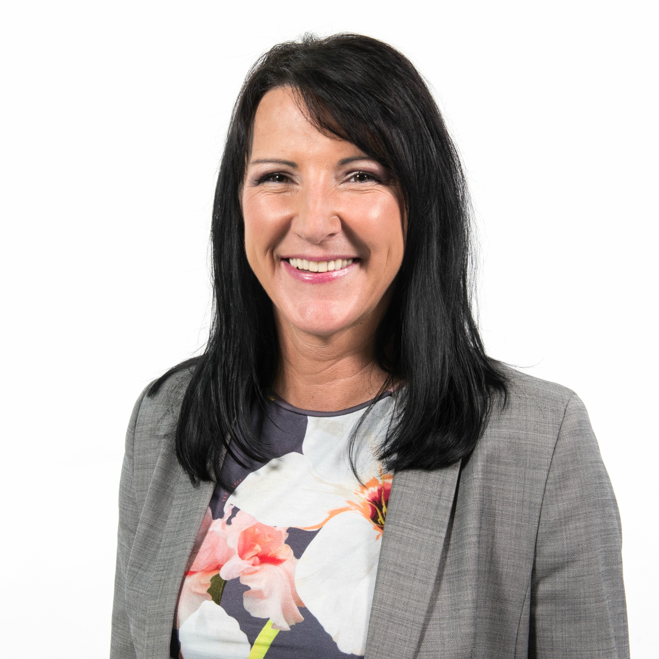 Headshot of Stephanie Trubshaw
